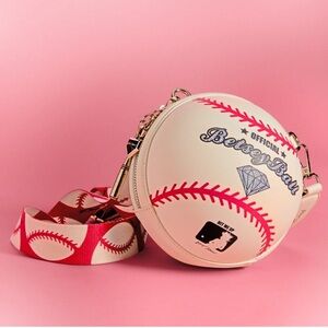 Betsey Johnson x Kitsch | Hit Me Up White Large Crossbody Bag Baseball